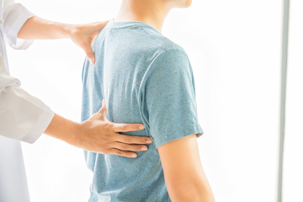 5 Signs Your Spine Needs a Chiropractic Adjustment